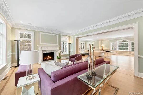 $6,790,000 | 4 Cowdray Park Drive, Armonk, NY 10504