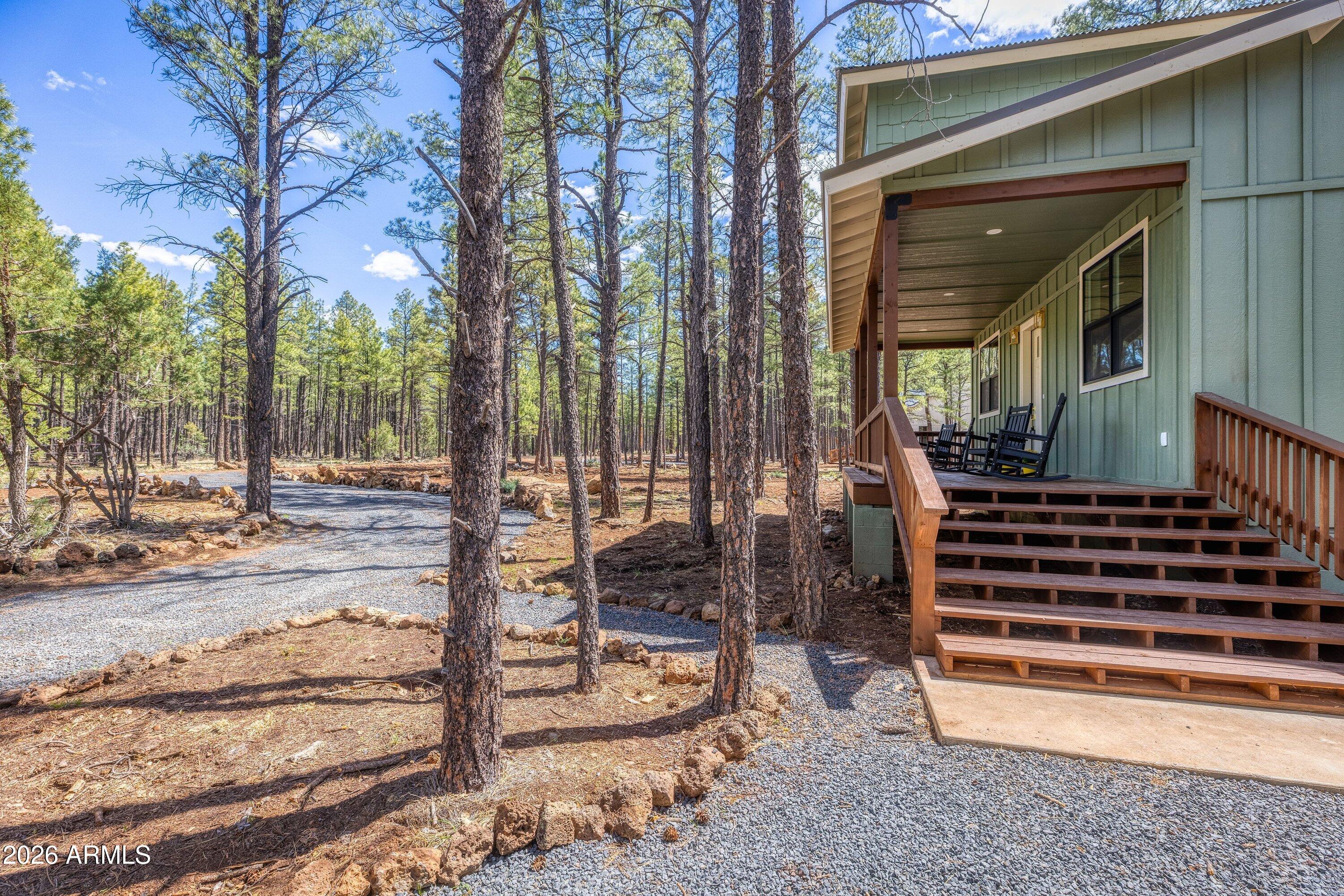 913 Birdsong Way Pinetop, AZ 85935 - Photo 24 of 34 Front Entry