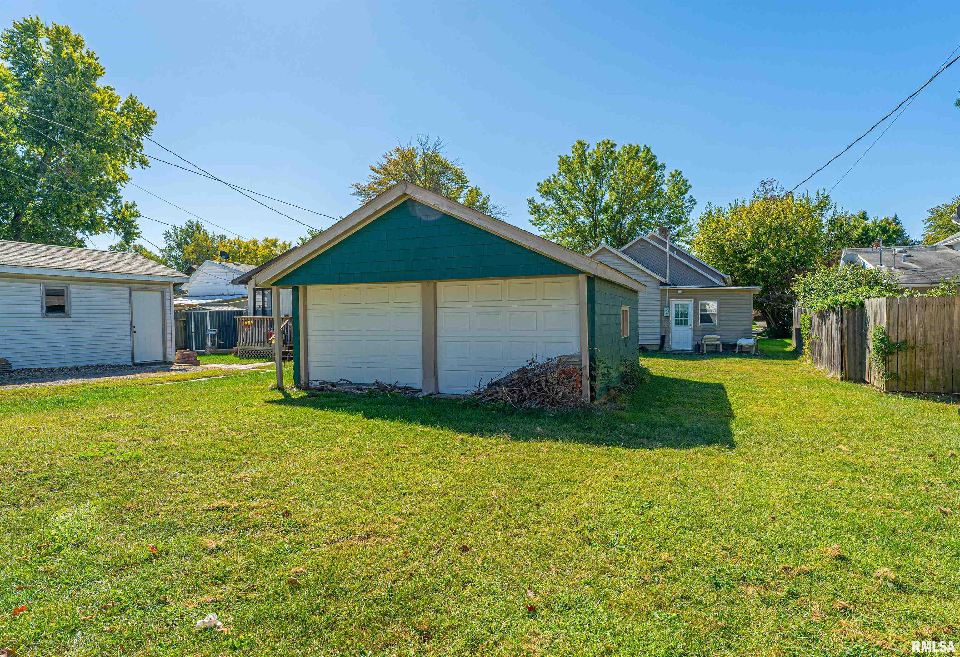 708 Decatur Street Lincoln, IL 62656 - Photo 19 of 19 Gallery Image 19