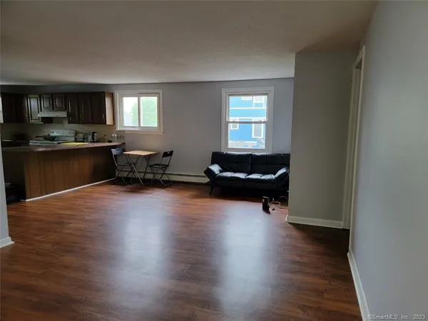 $1,950 | 76 Maple Street, Branford, CT 06405