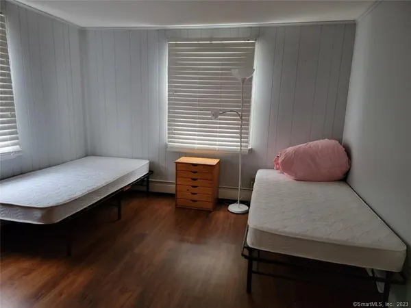 $1,950 | 76 Maple Street, Branford, CT 06405