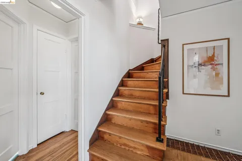 $1,499,000 | 708 Grizzly Peak Boulevard, Berkeley, CA 94708