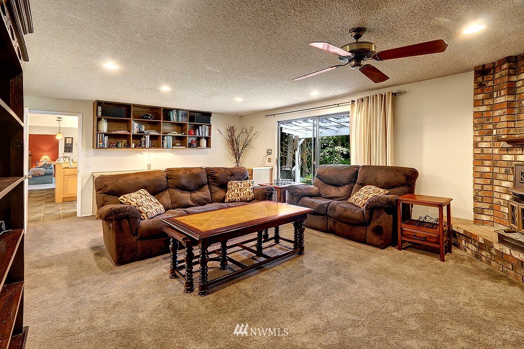 12100 Southeast 96th Place Renton, WA 98056 - Photo 15 of 19 Gallery Image 15
