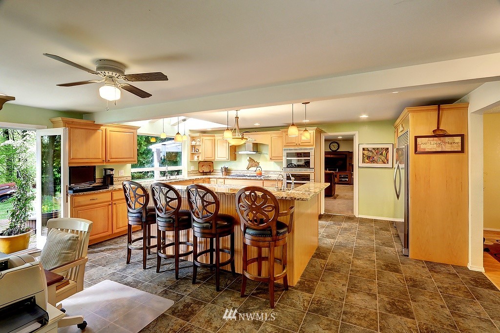 12100 Southeast 96th Place Renton, WA 98056 - Photo 6 of 19 Gallery Image 6