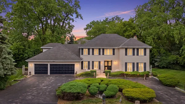 $1,250,000 | 1610 Elmdale Avenue, Glenview, IL 60026
