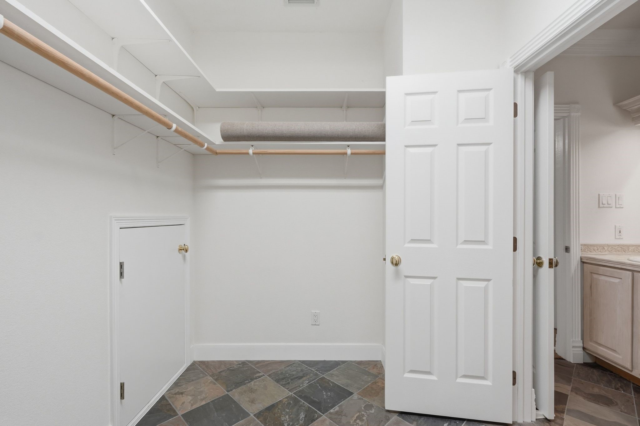 25014 Northampton Terrace Drive Spring, TX 77389 - Photo 29 of 41 Another view of the super sized closet w/ plenty of hanging clothes space