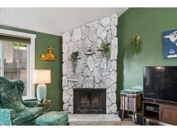 $399,000 | 1539 Dola Street, Eugene, OR 97402