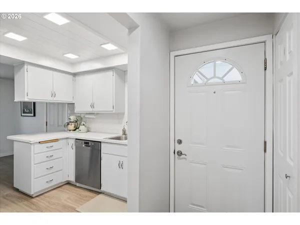 $399,000 | 1539 Dola Street, Eugene, OR 97402