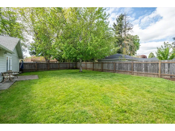 $399,000 | 1539 Dola Street, Eugene, OR 97402