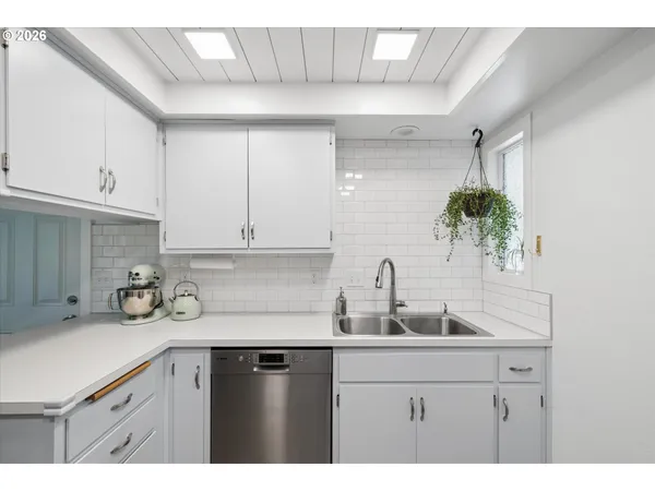$399,000 | 1539 Dola Street, Eugene, OR 97402