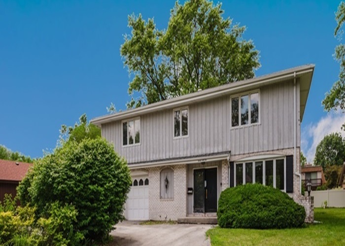 3045 Scott Crescent Flossmoor, IL 60422 - Photo 2 of 21