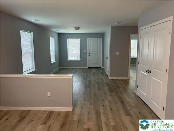 $1,960 | 140 Gum Street, Unit B, East Bangor, PA 18013