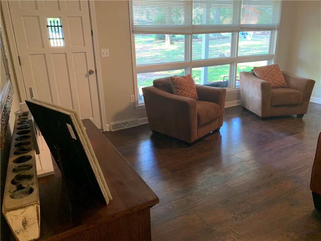 411 State Rd S-37-561 Seneca, SC 29678 - Photo 16 of 19 Gallery Image 16