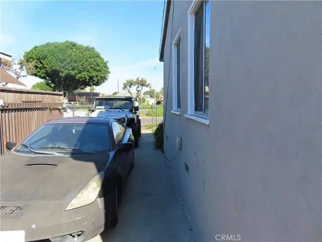 $659,000 | 736 East Century Boulevard, Los Angeles, CA 90002