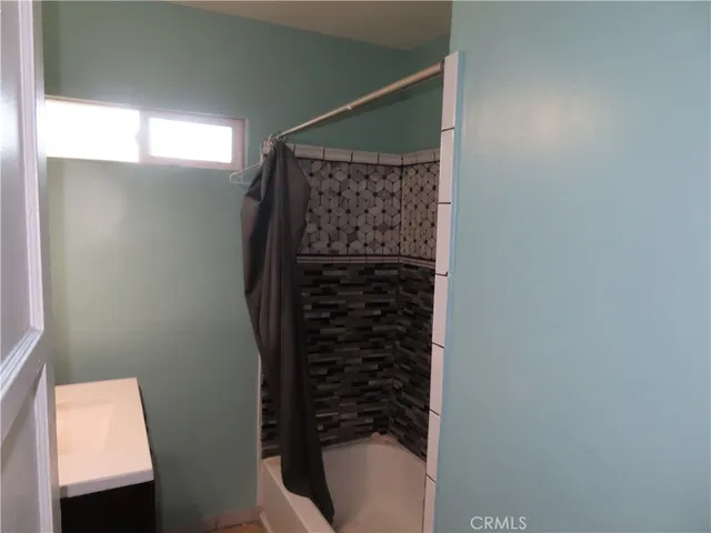 $659,000 | 736 East Century Boulevard, Los Angeles, CA 90002