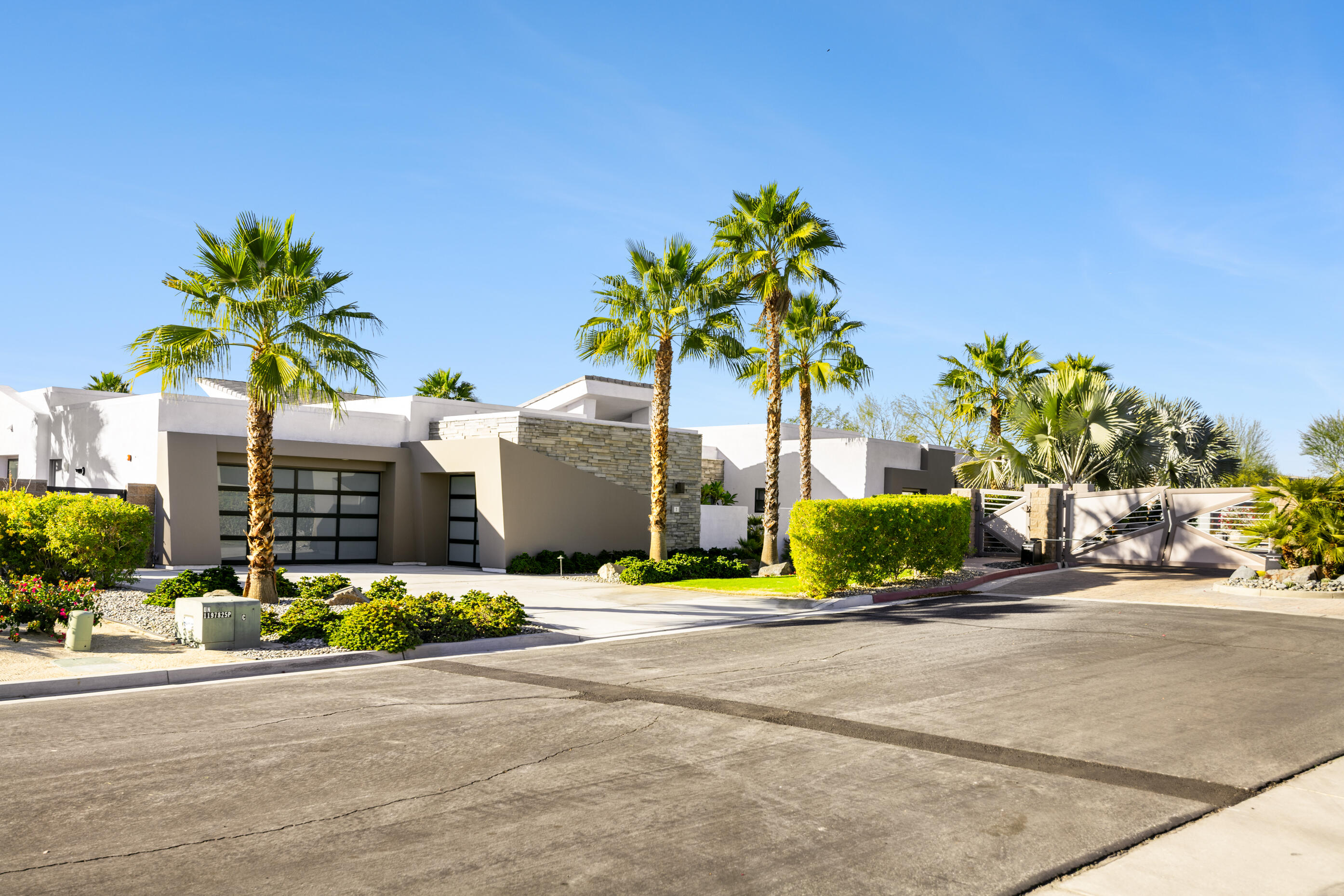 1 Via Merenda Rancho Mirage, CA 92270 - Photo 46 of 64 Low-39