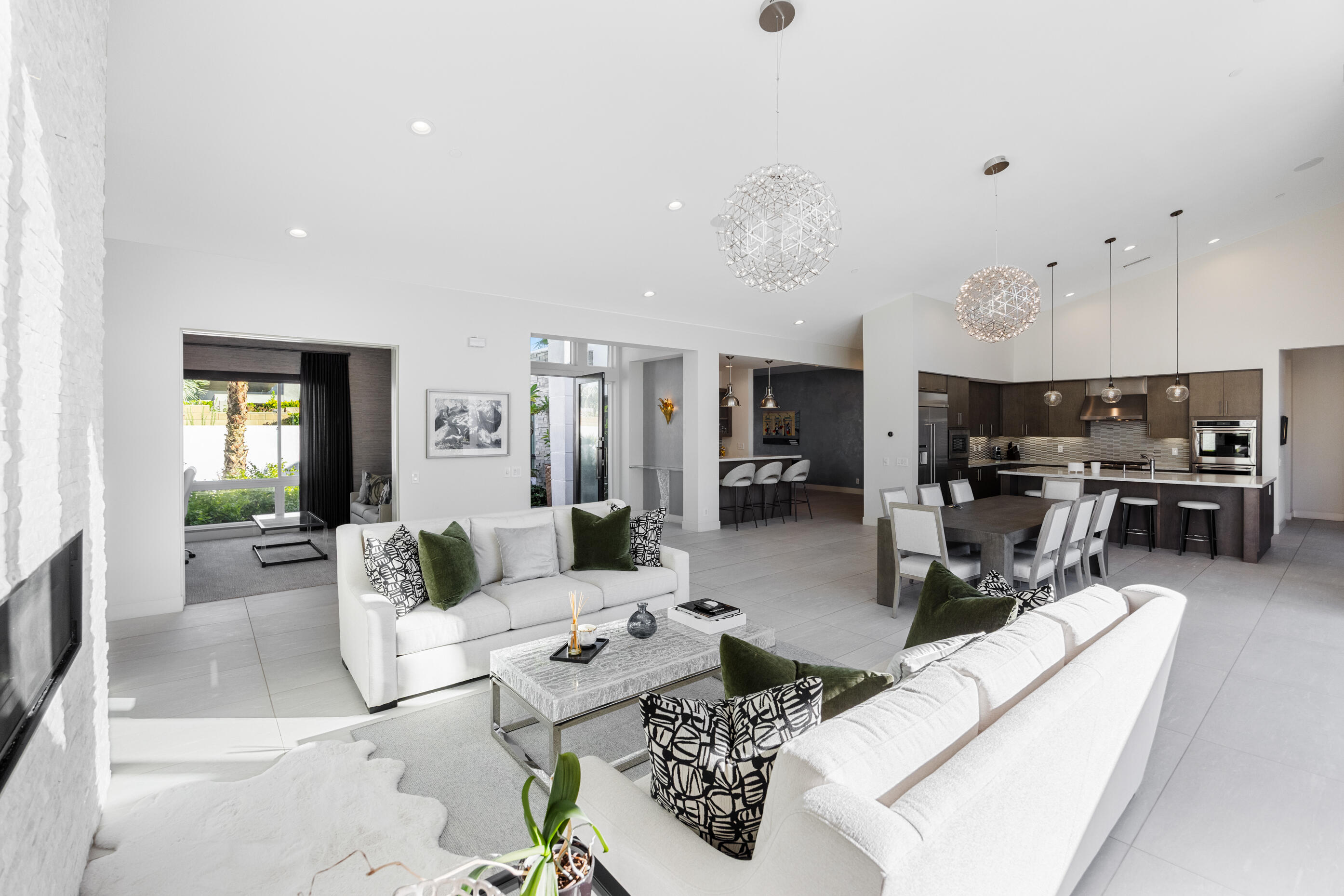 1 Via Merenda Rancho Mirage, CA 92270 - Photo 8 of 64 Low-36