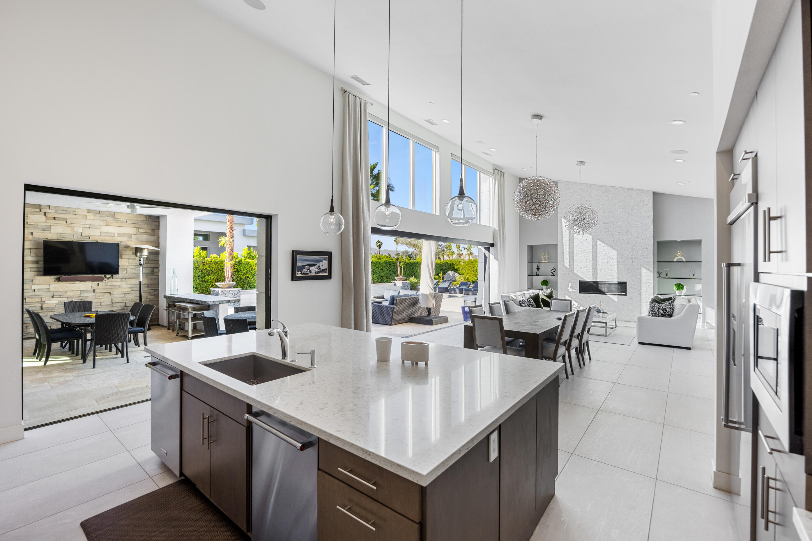 1 Via Merenda Rancho Mirage, CA 92270 - Photo 10 of 64 Low-42