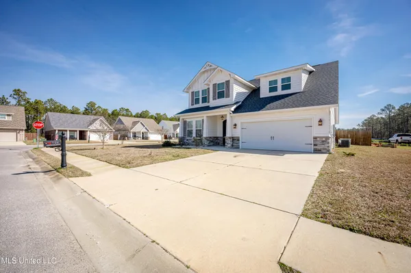 $424,900 | 104 Westwind Court, Ocean Springs, MS 39564