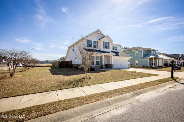 $424,900 | 104 Westwind Court, Ocean Springs, MS 39564
