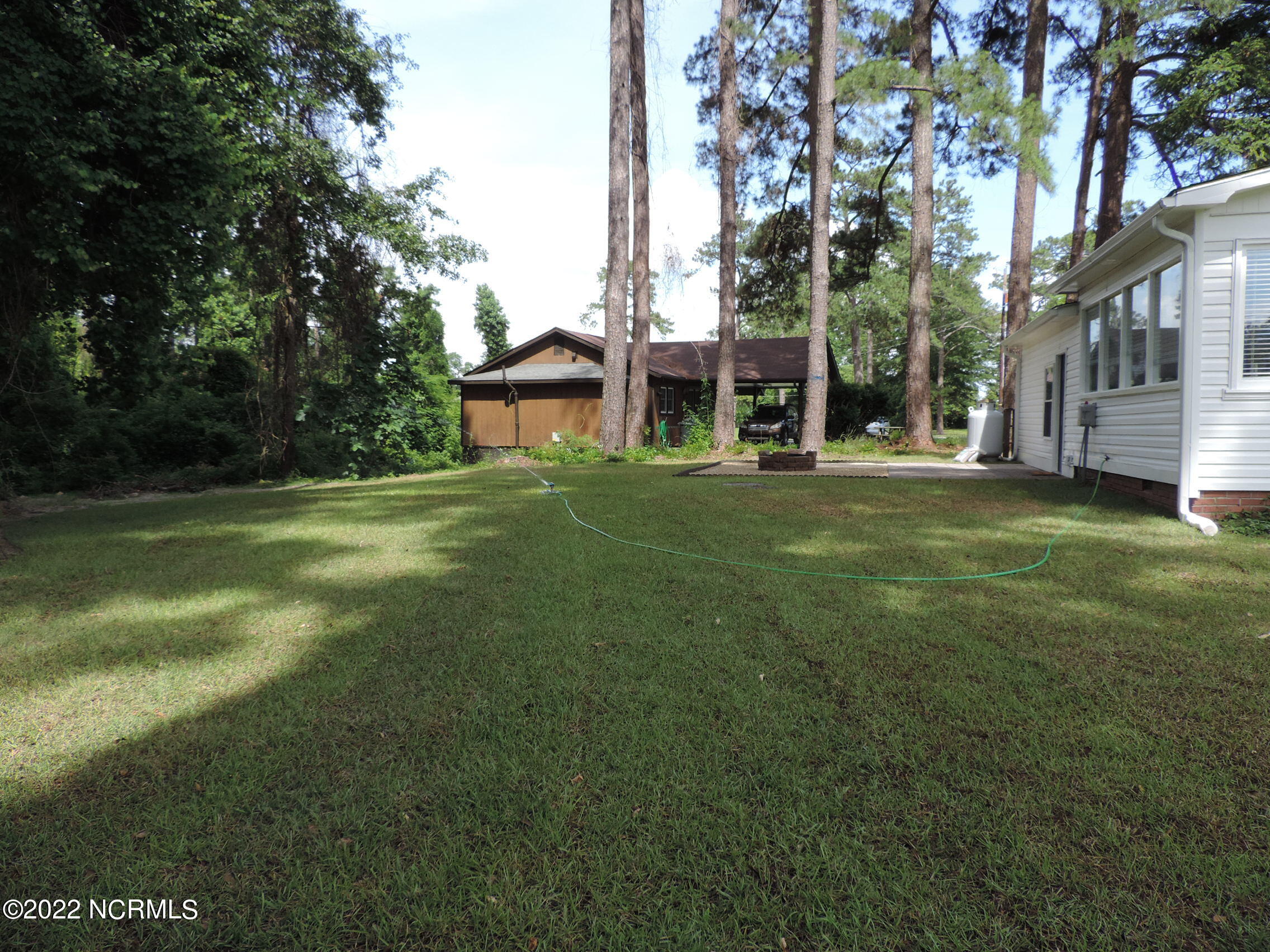 210 Pine Road New Bern, NC 28560 - Photo 23 of 24 backyard