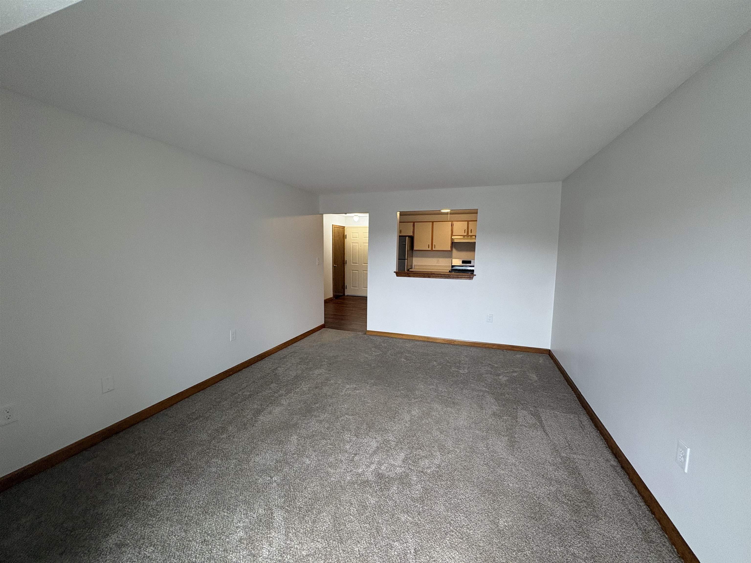 2 Roedean Drive, Unit 303 Nashua, NH 03063 - Photo 19 of 35