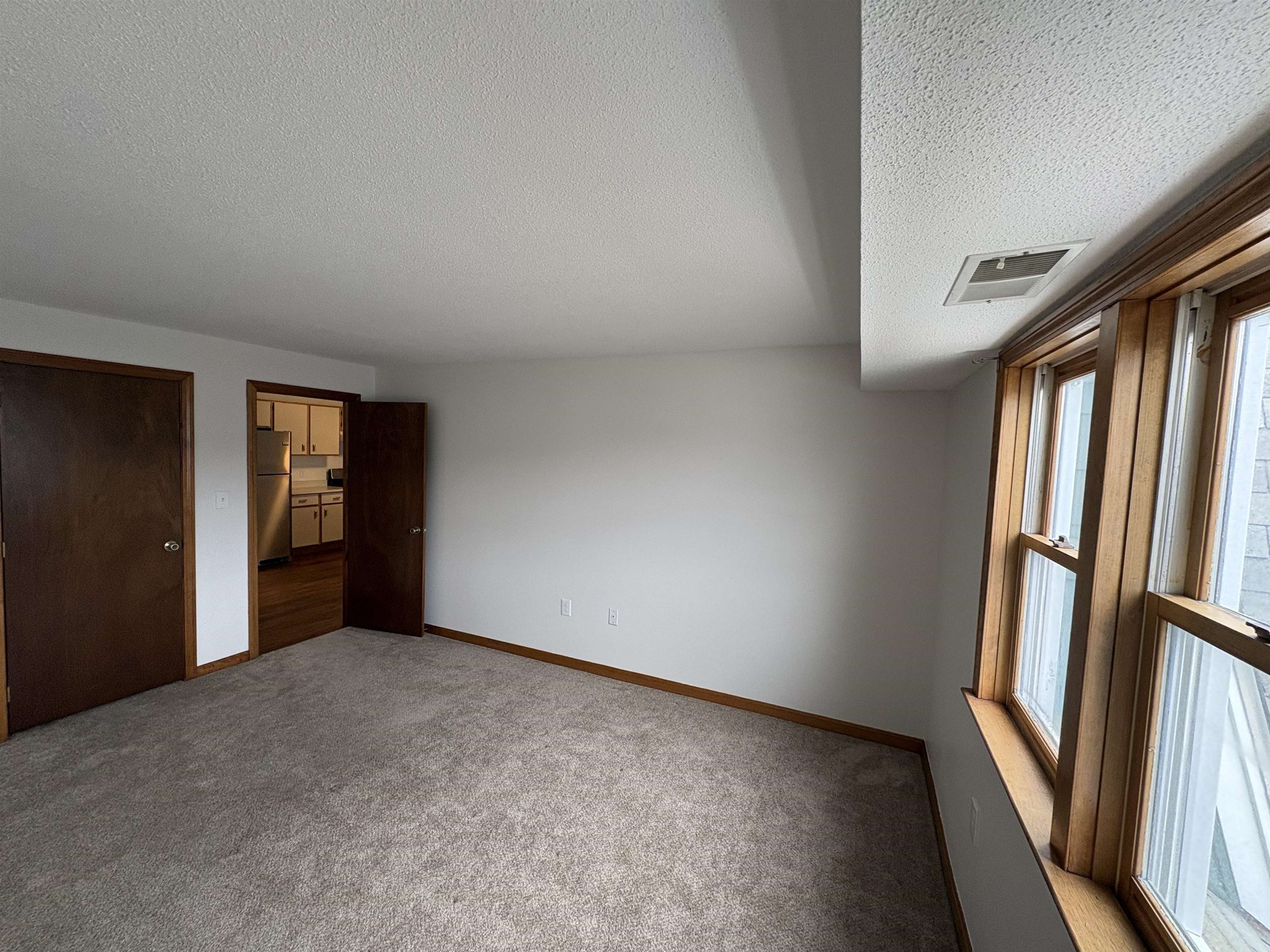 2 Roedean Drive, Unit 303 Nashua, NH 03063 - Photo 30 of 35