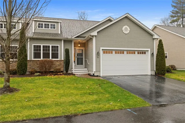 $499,000 | 5 West Glen Lane, West Warwick, RI 02893