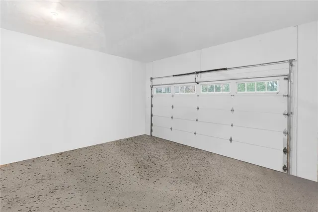 $499,000 | 5 West Glen Lane, West Warwick, RI 02893