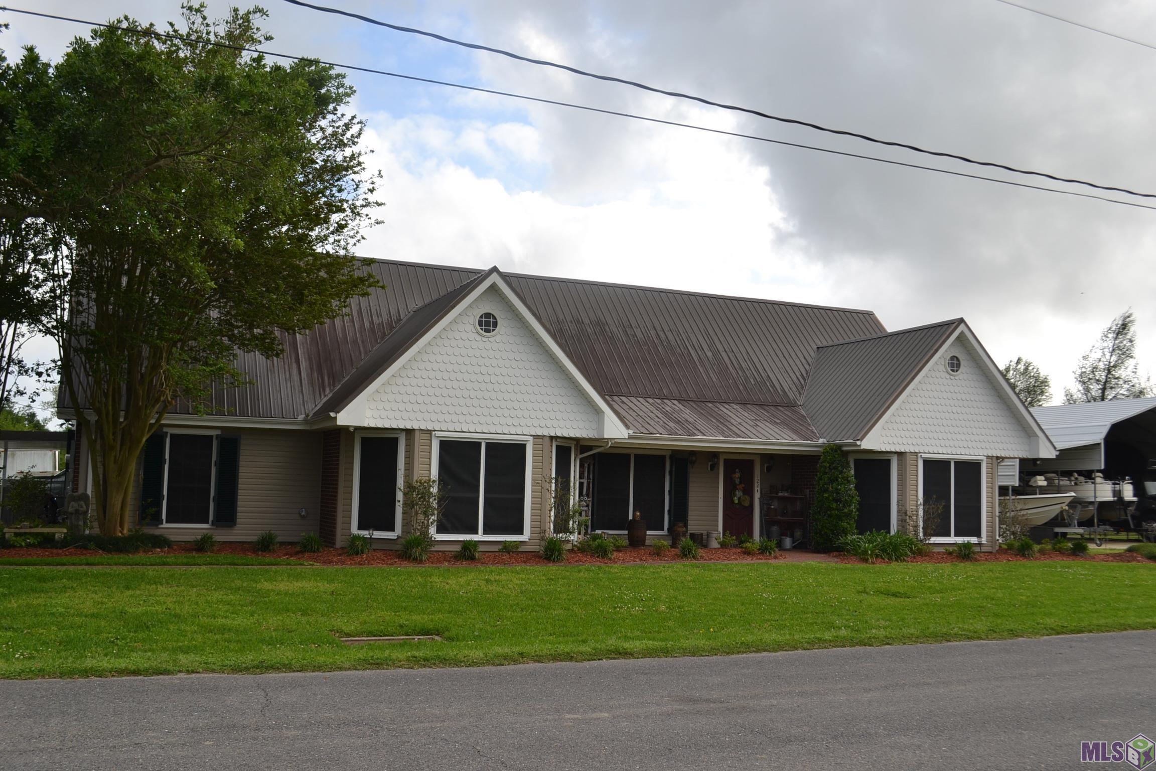 122 East 49th Street Cut Off, LA 70345 - Photo 2 of 40