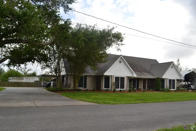 $350,000 | 122 East 49th Street, Cut Off, LA 70345
