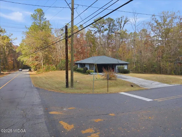 $179,900 | 1698 Greentree Parkway, Macon, GA 31220