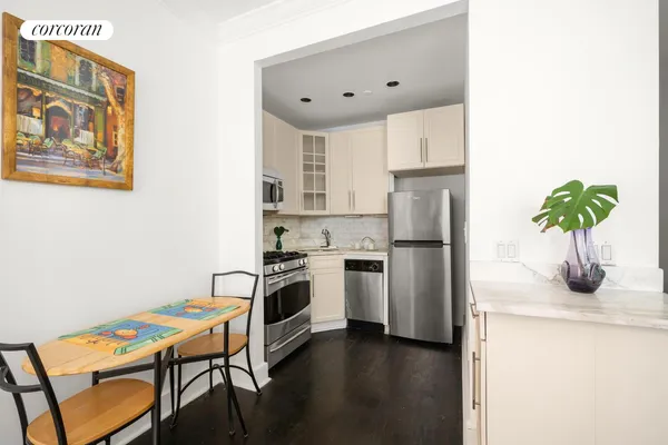 $385,000 | 555 Lenox Avenue, Unit 2B | Central Harlem