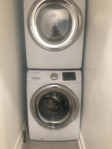 1524 North Ashland Avenue Chicago, IL 60622 - Photo 29 of 38 a utility room with dryer and washer