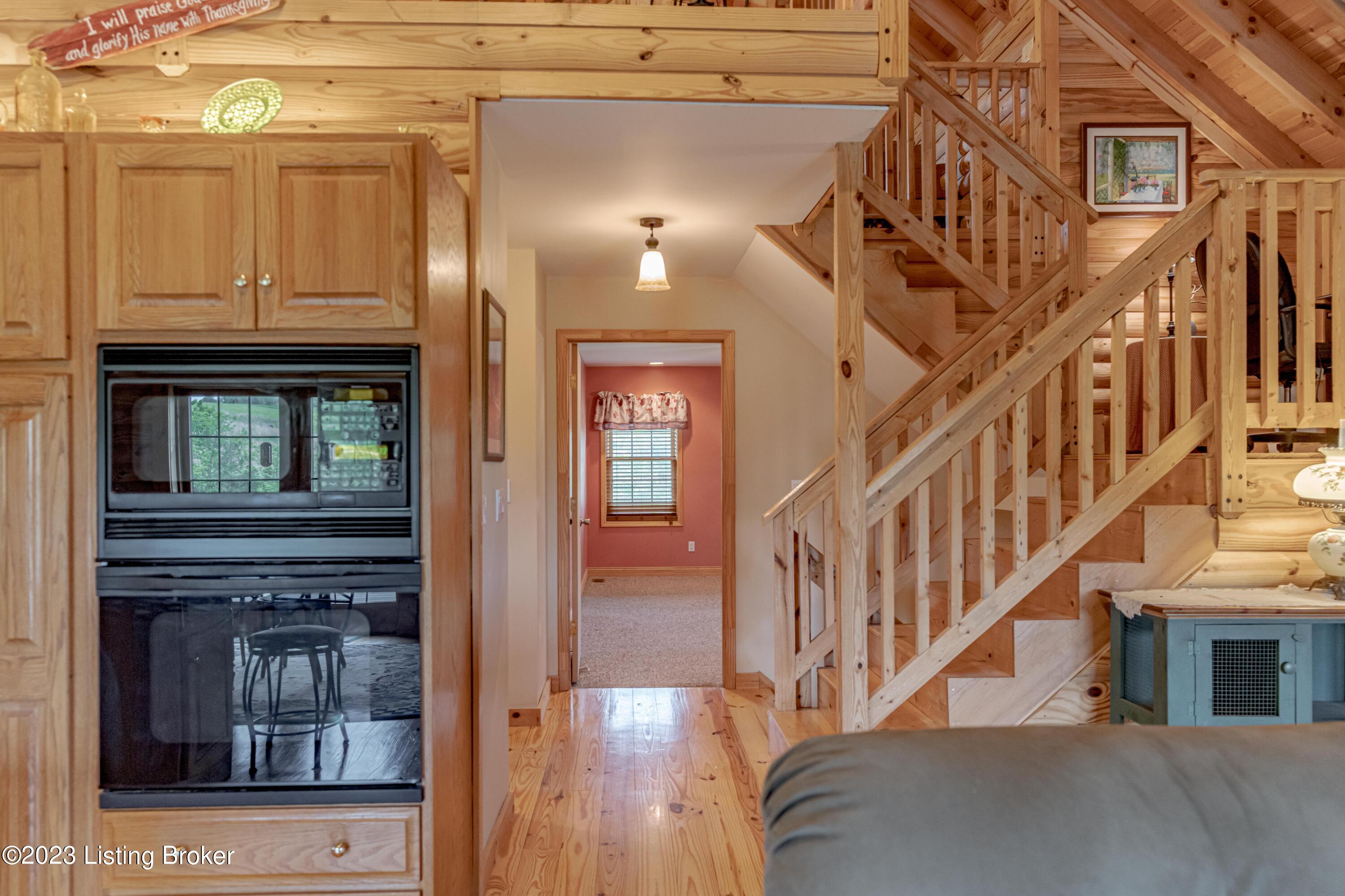 9077 Mt Eden Road Waddy, KY 40076 - Photo 28 of 67 DSC03679