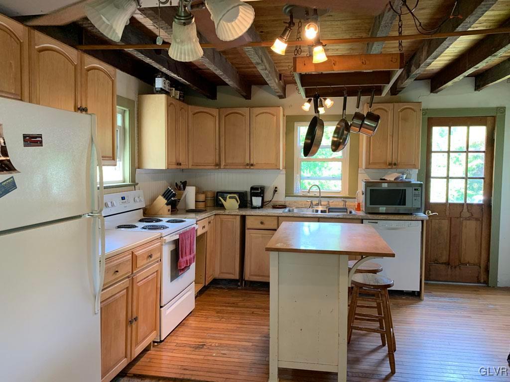 208 Rutt Road Bangor, PA 18013 - Photo 3 of 17 Gallery Image 3
