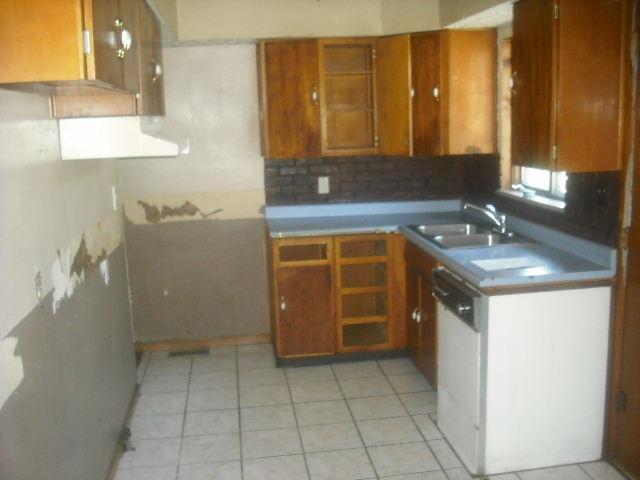 945 Reeb Avenue Columbus, OH 43207 - Photo 3 of 10