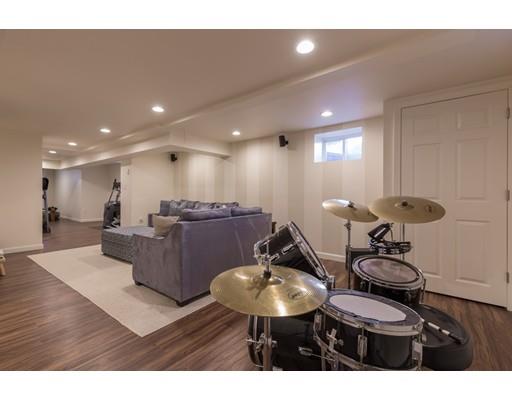 11 Forest Ridge Road Weston, MA 02493 - Photo 16 of 22 Gallery Image 16
