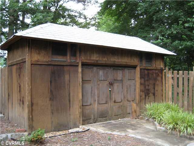 7709 Biscayne Road Henrico, VA 23294 - Photo 12 of 12 Storage - Huge detached rear storage shed
