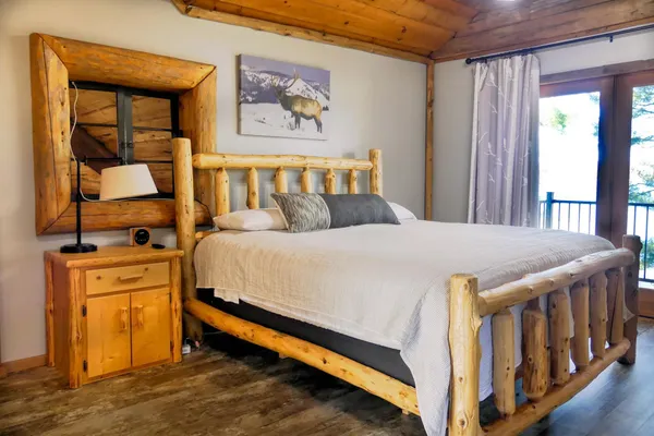 $550,000 | 871 207th Street, Dresser, WI 54009