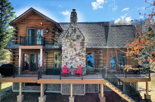 $550,000 | 871 207th Street, Dresser, WI 54009