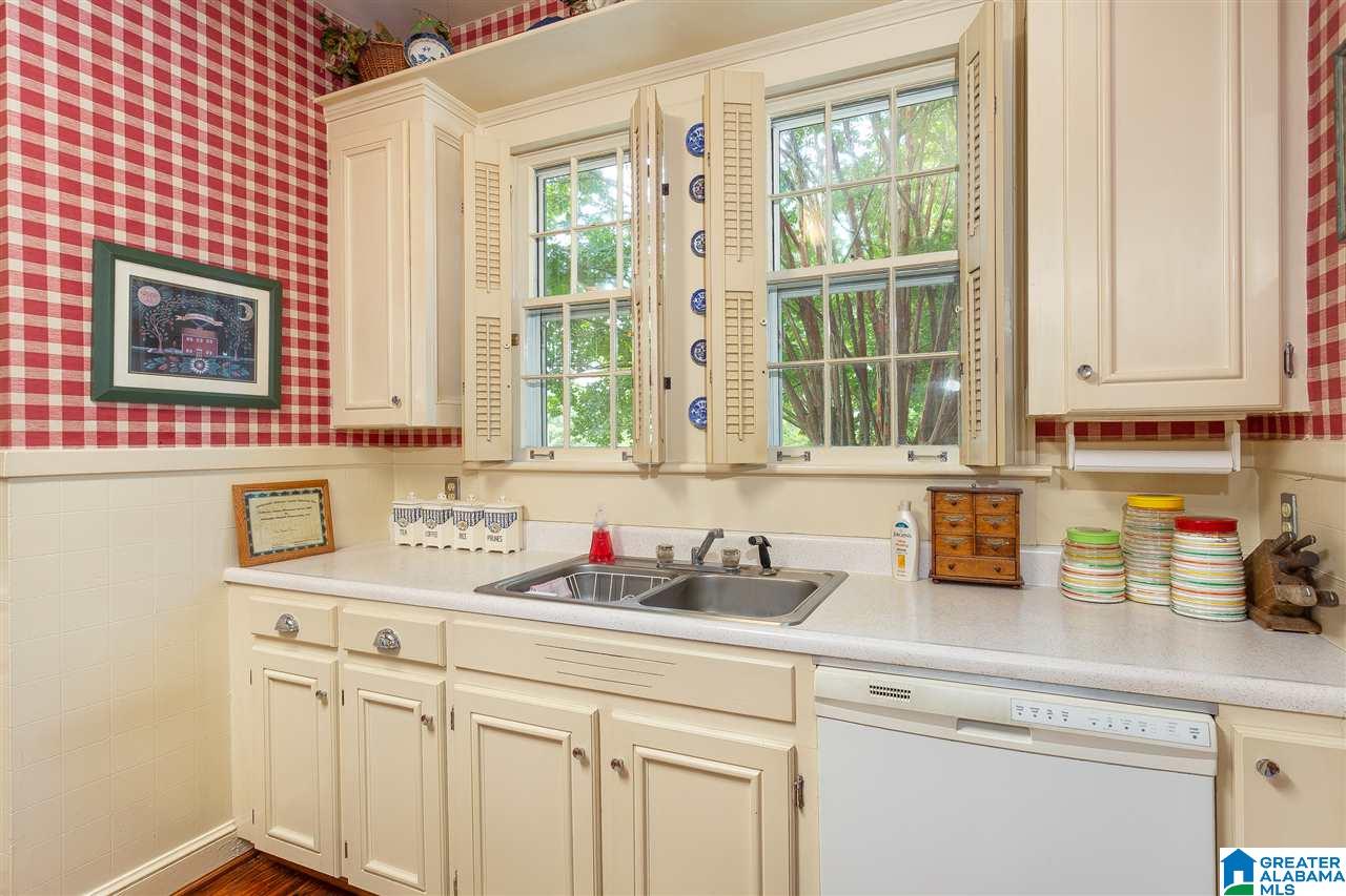 601 Almon Street Heflin, AL 36264 - Photo 6 of 50