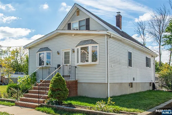 $499,000 | 31 Zeliff Avenue, Little Falls, NJ 07424