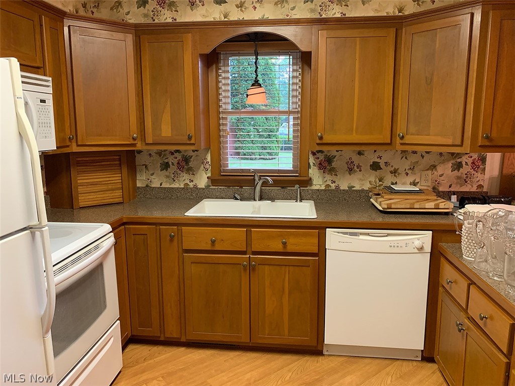 4633 Jupiter Road Uniontown, OH 44685 - Photo 4 of 6 Gallery Image 4
