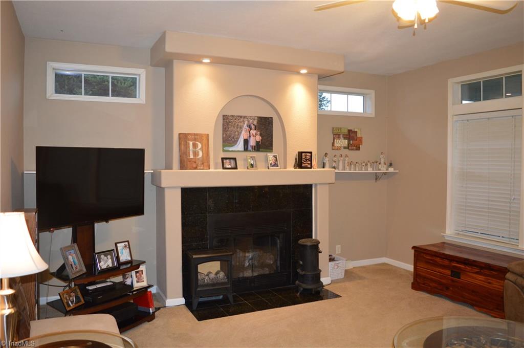 210 Mallard Road Madison, NC 27025 - Photo 4 of 30 Gallery Image 4