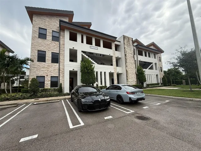 $3,000 | 7905 Northwest 104th Avenue, Unit 24, Doral, FL 33178