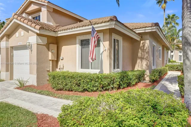 $460,000 | 15825 Southwest 11th Street, Pembroke Pines, FL 33027
