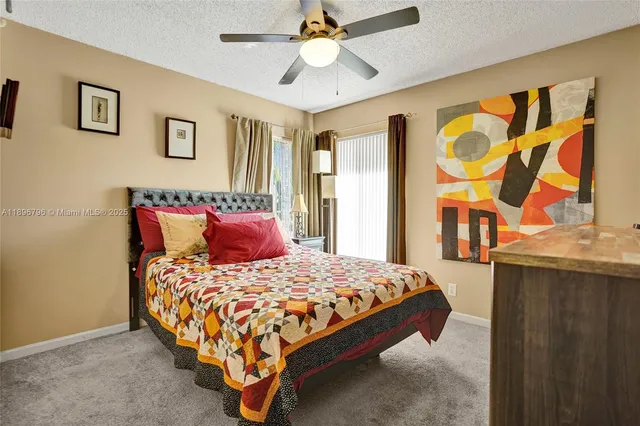 $460,000 | 15825 Southwest 11th Street, Pembroke Pines, FL 33027