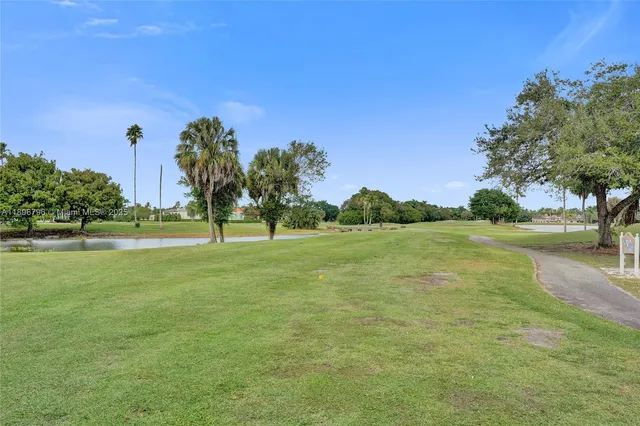 $460,000 | 15825 Southwest 11th Street, Pembroke Pines, FL 33027