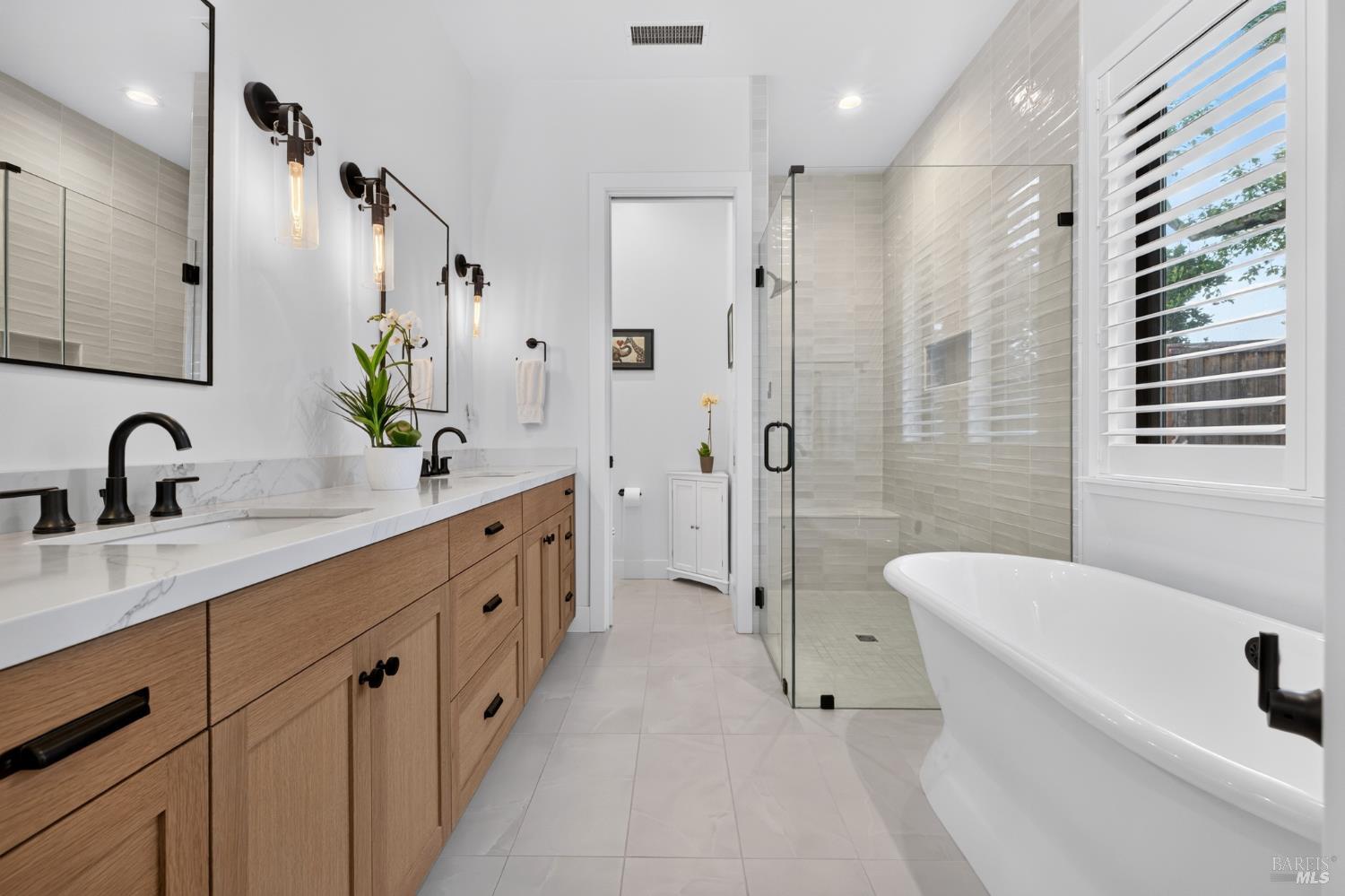 3722 Deauville Place Santa Rosa, CA 95403 - Photo 20 of 48 Primary Bath on main level